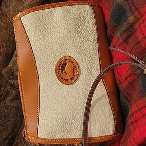 Vintage Dooney & Bourke Style Cream and Brown Crossbody Bag
